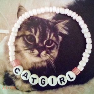 CAT GIRL // Glass Bead Bracelet